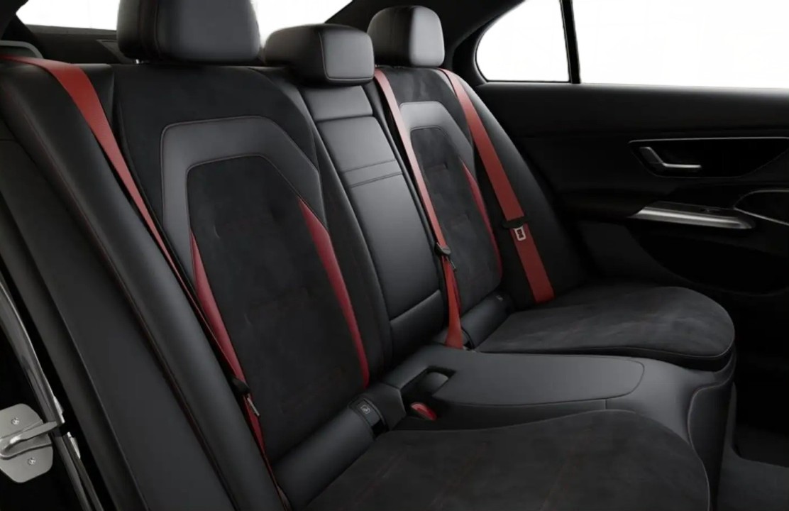 Mercedes-Benz E 53 AMG 4MATIC+ - foto 7