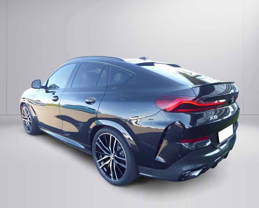 BMW X6 xDrive40d M-Sport (5)