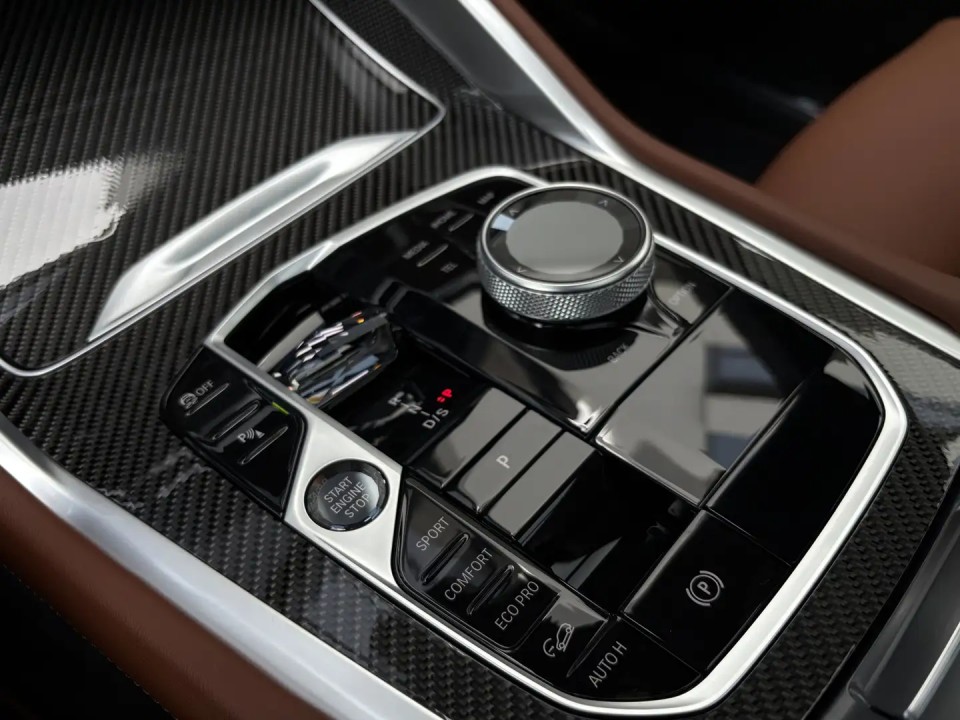 BMW X6 xDrive40d M-Sport - foto 8