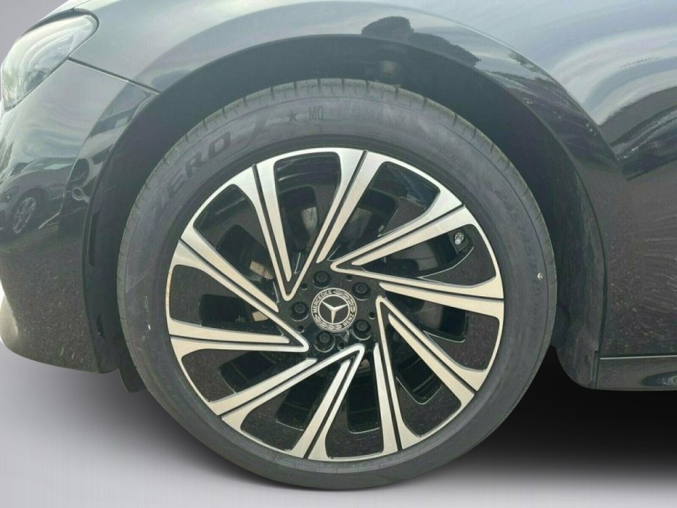 Mercedes-Benz E 200 Avantgarde - foto 14