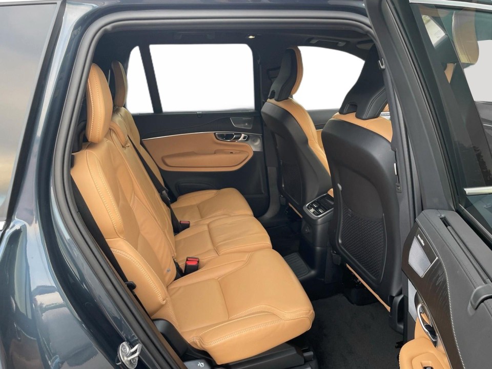 Volvo XC 90 T8 Recharge AWD Plus Bright (3)