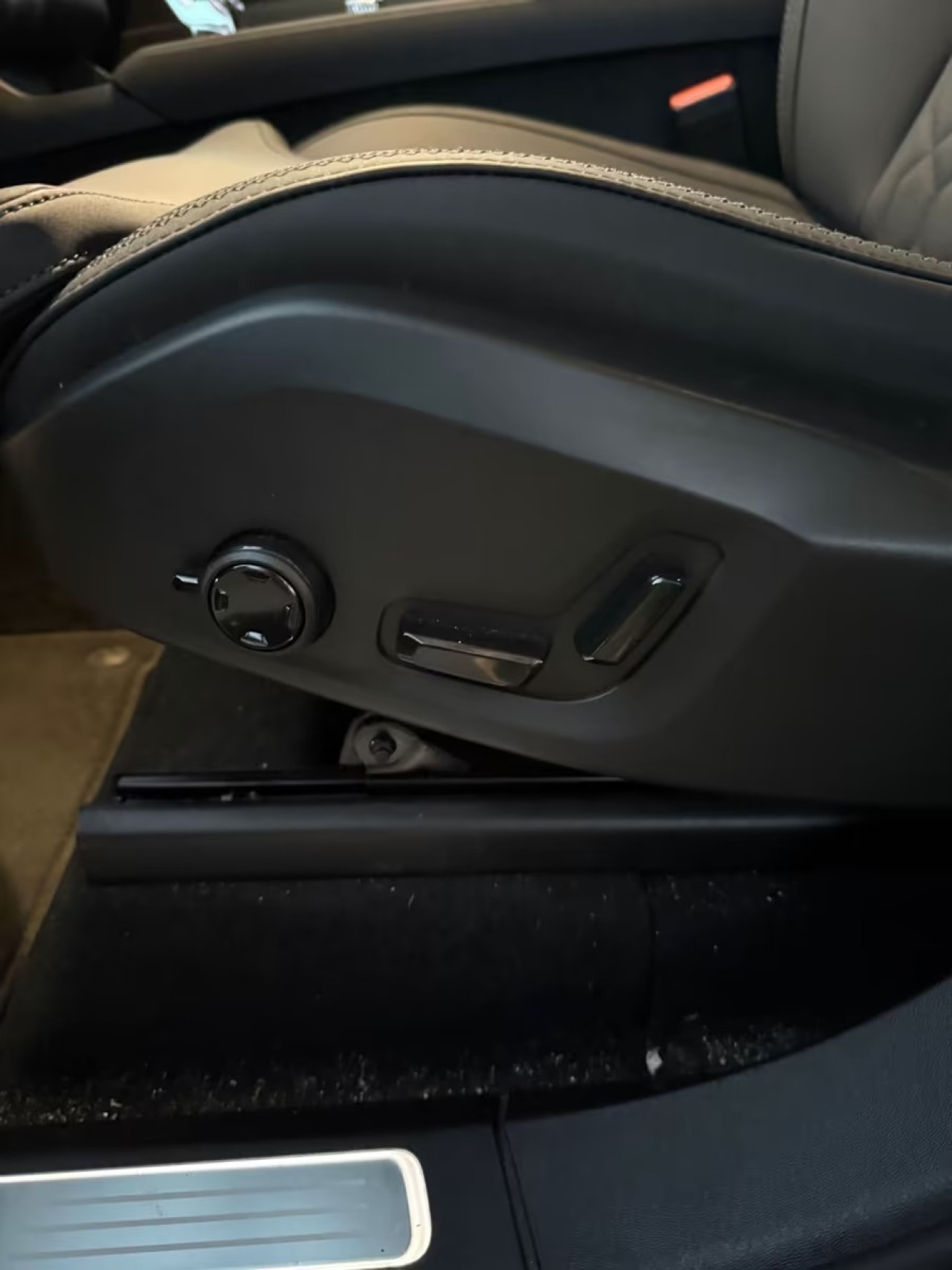 Volvo XC 90 Plus Bright - foto 17