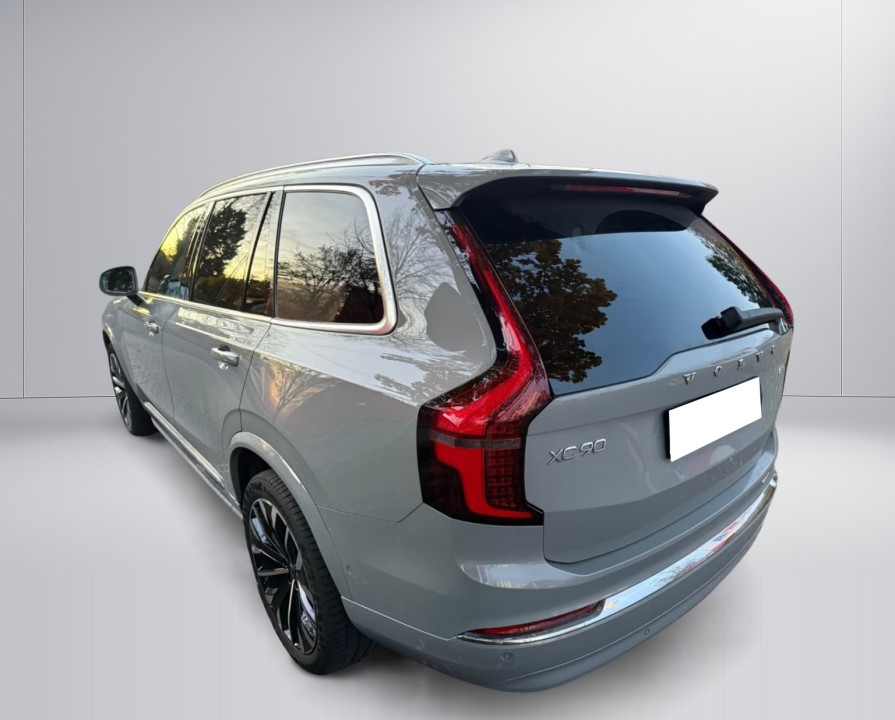 Volvo XC 90 Plus Bright (5)
