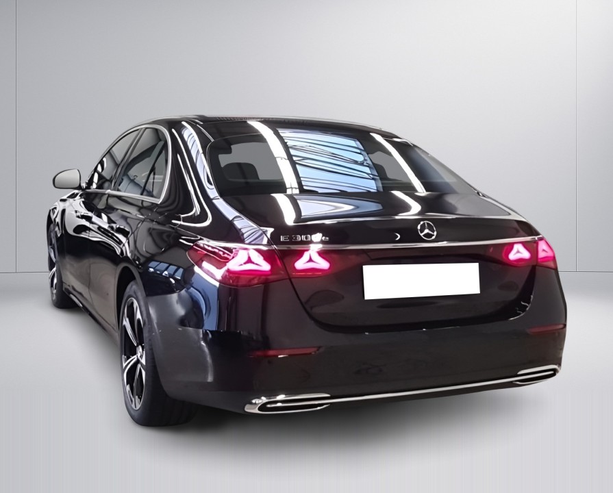 Mercedes-Benz E 300e Avantgarde (5)