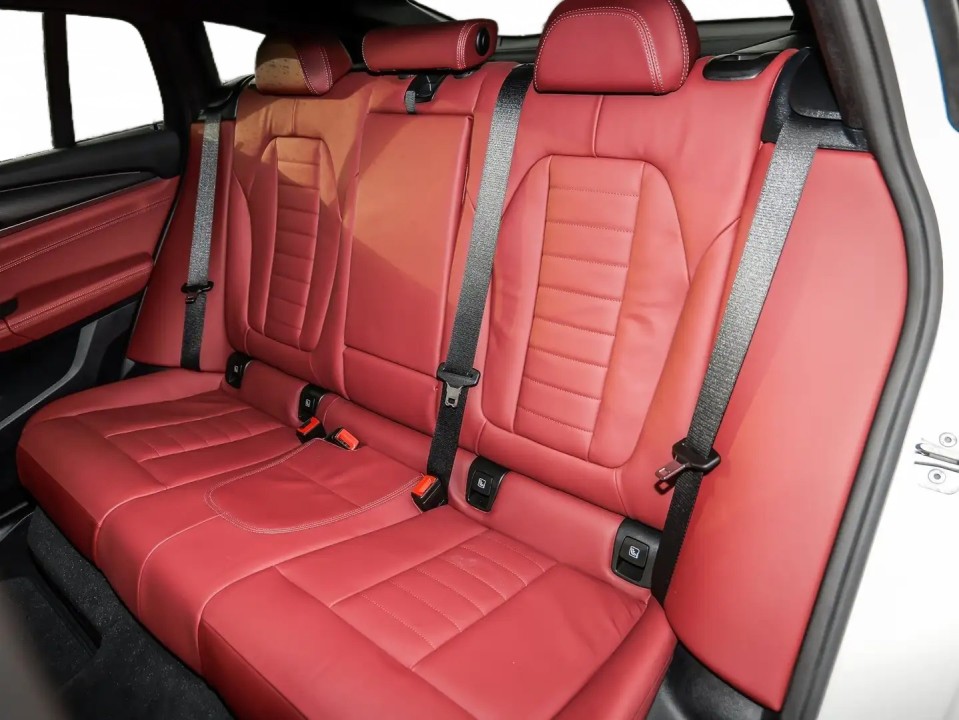 BMW X4 xDrive20i M-Sport - foto 7