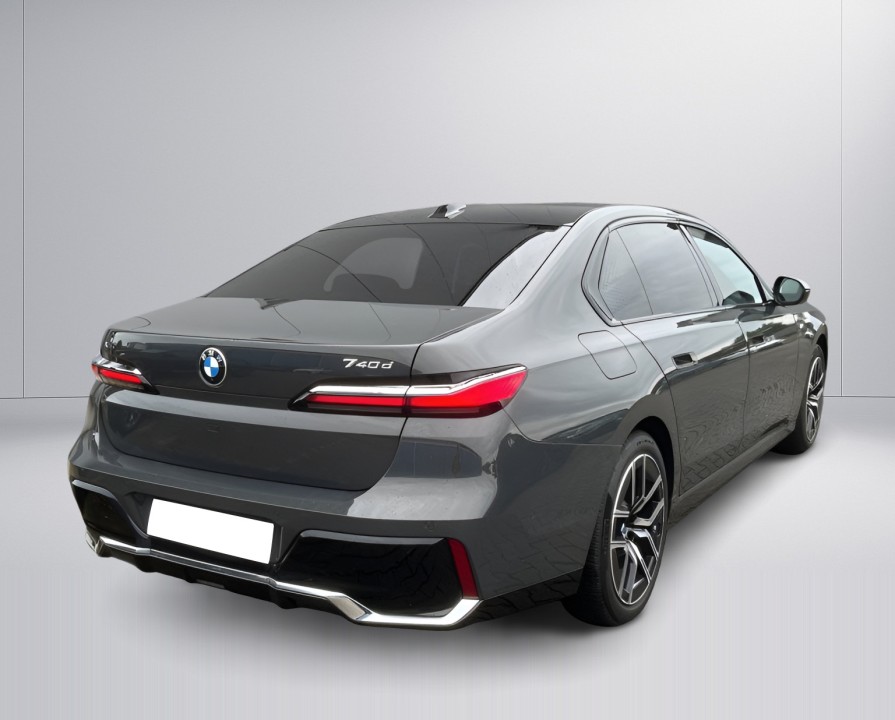 BMW Seria 7 740d xDrive (4)