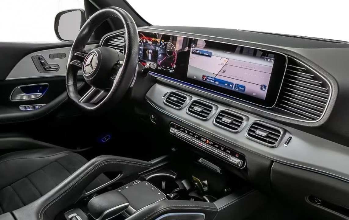 Mercedes-Benz GLE 450 4MATIC AMG - foto 6