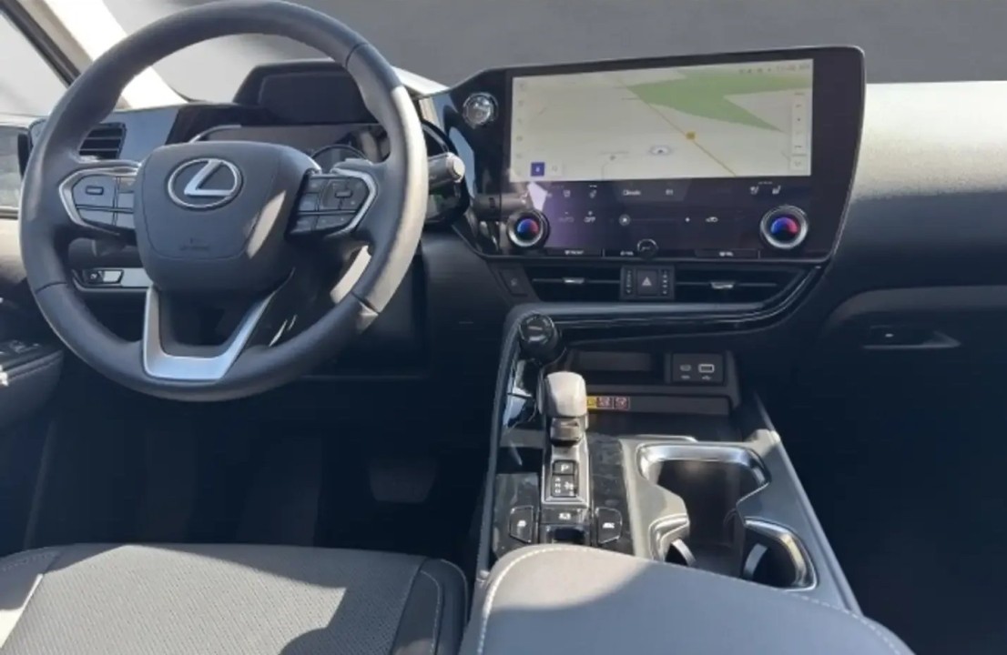 Lexus Seria NX 350h - foto 8