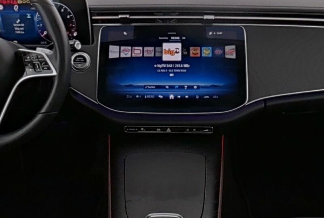 Mercedes-Benz E 200 Avantgarde - foto 7