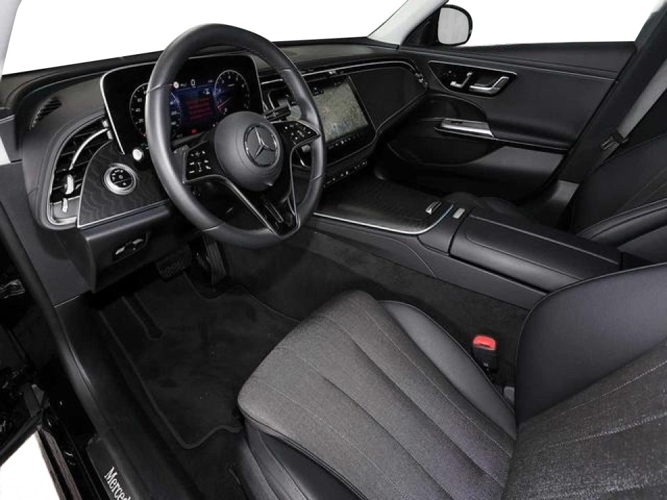 Mercedes-Benz E 200 Avantgarde (4)