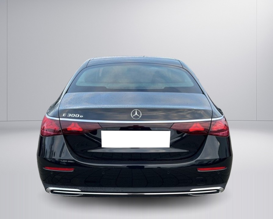 Mercedes-Benz E 300e Avantgarde (4)