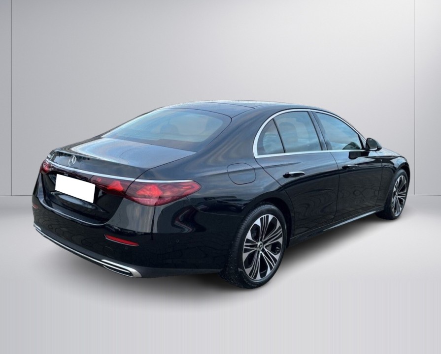 Mercedes-Benz E 300e Avantgarde (3)