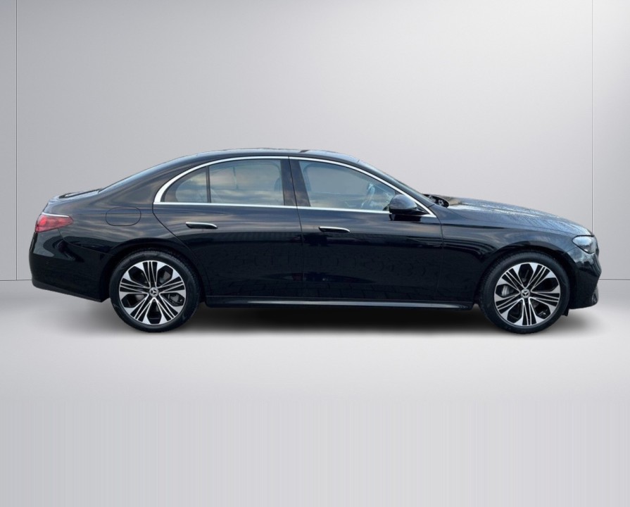 Mercedes-Benz E 300e Avantgarde (2)