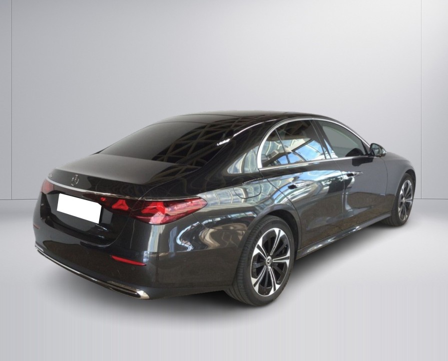 Mercedes-Benz E 300e Avantgarde (4)