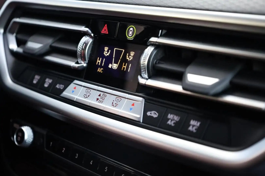 BMW X4 xDrive20d M-Sport - foto 11