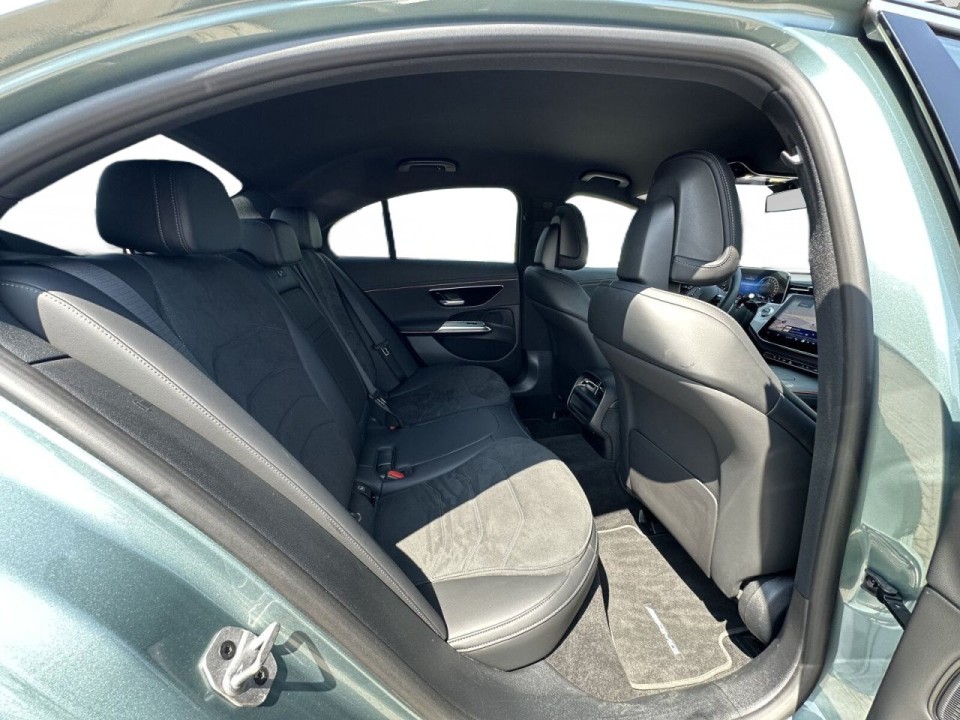 Mercedes-Benz E 300e AMG Line - foto 7