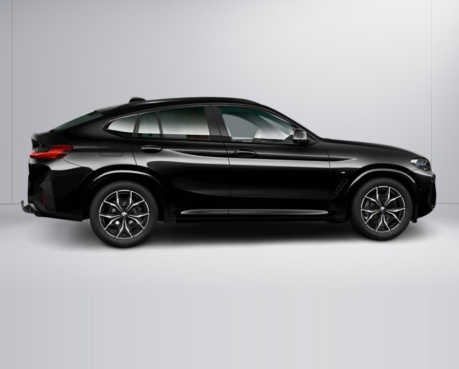 BMW X4 xDrive20d M-Sport (2)