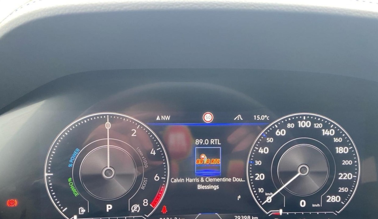 Volkswagen Touareg - foto 16