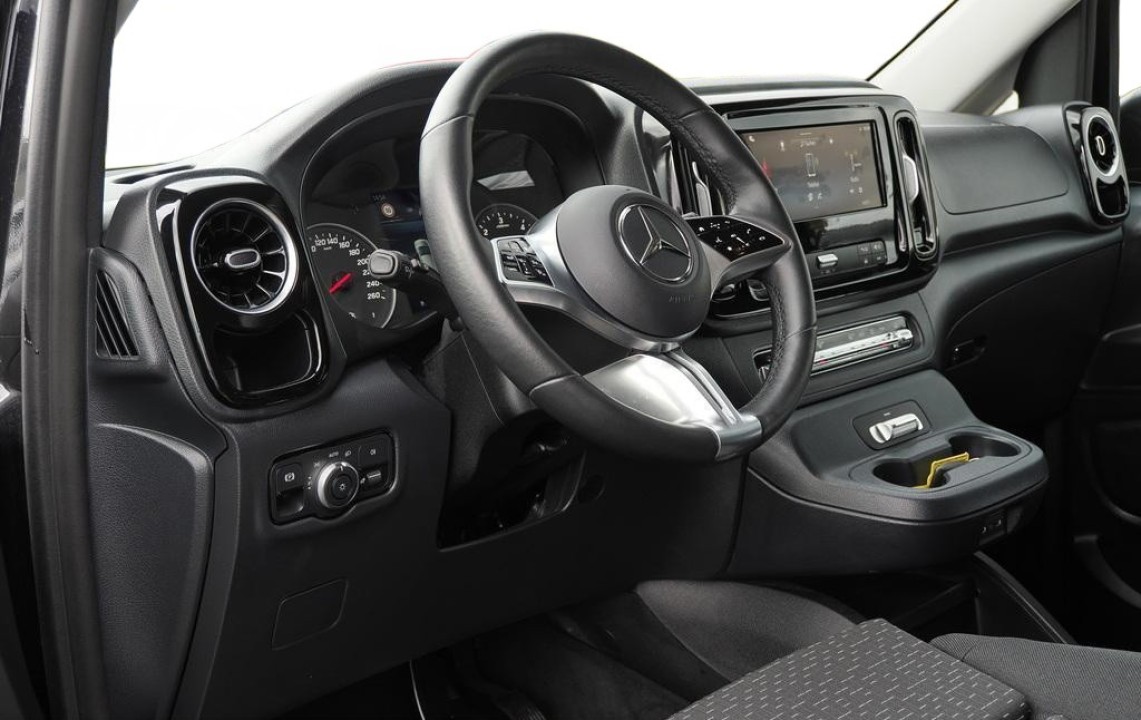 Mercedes-Benz Vito 116 Tourer (5)