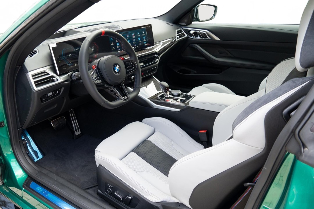 BMW M4 CompetitionxDrive - foto 7