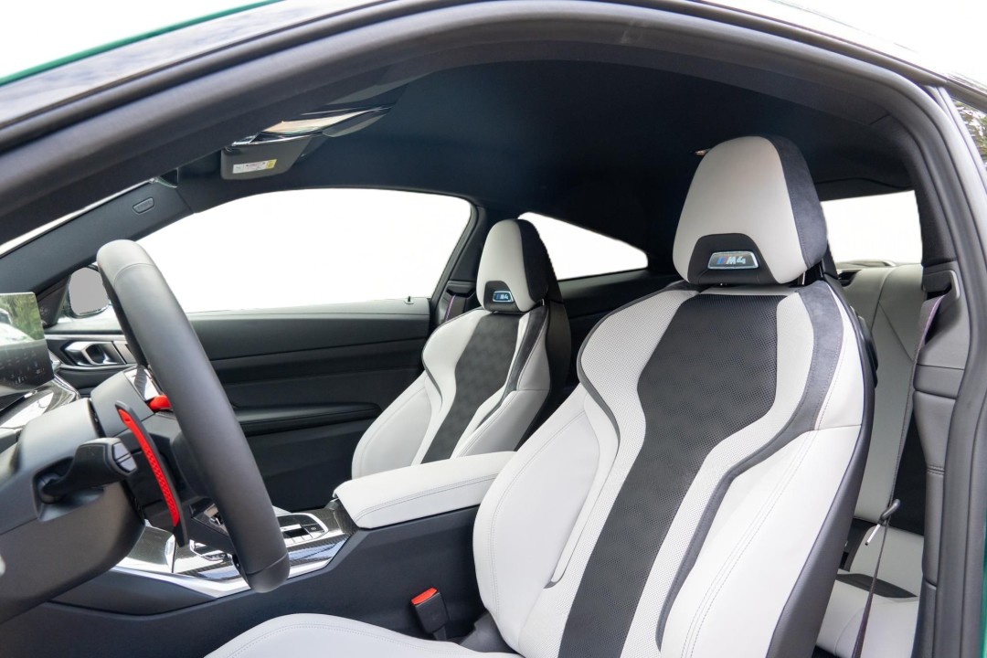 BMW M4 CompetitionxDrive - foto 8