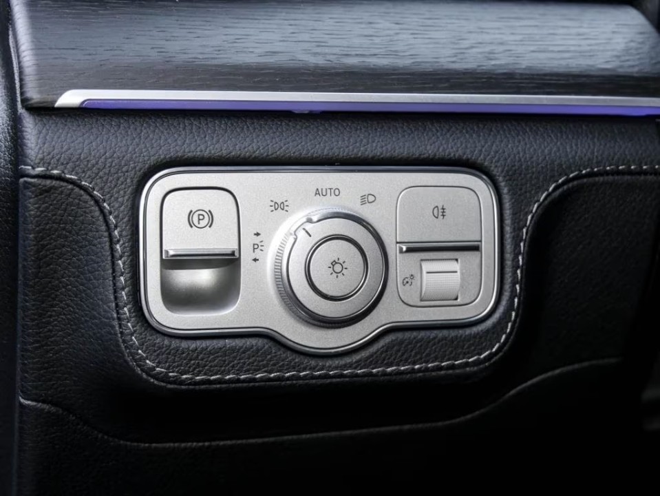 Mercedes-Benz GLE - foto 12