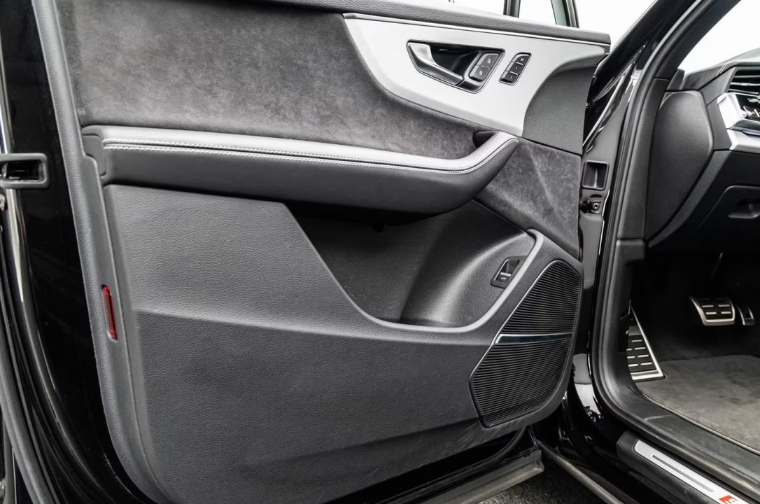 Audi Q7 50TDi Quattro S-line - foto 19