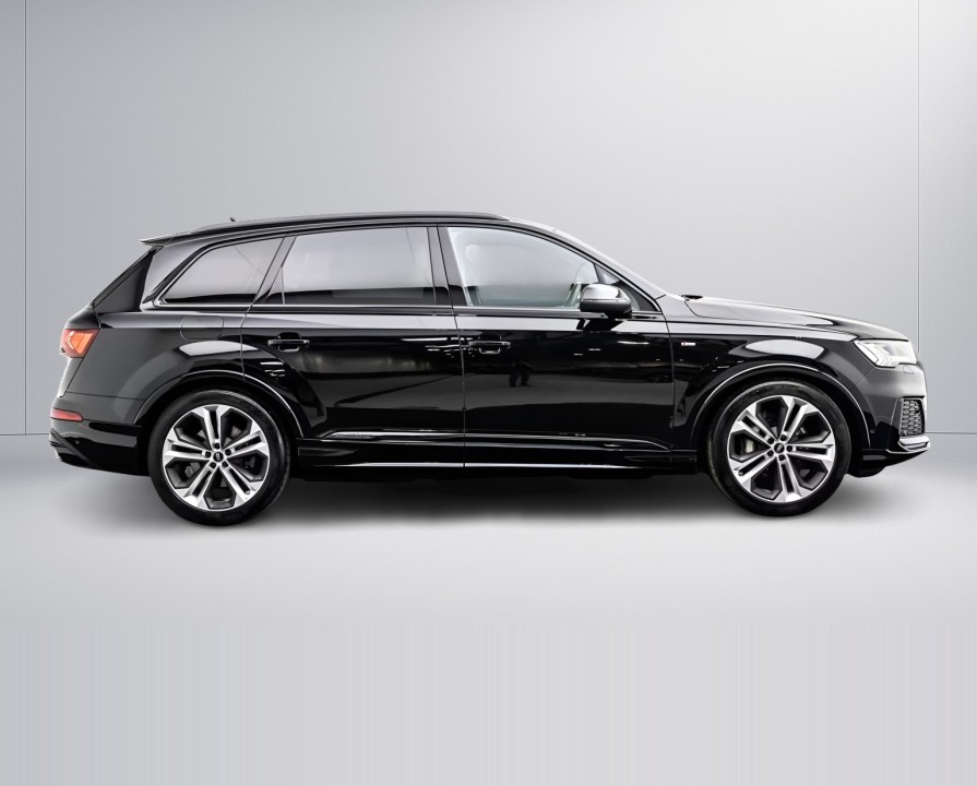 Audi Q7 50TDi Quattro S-line (2)