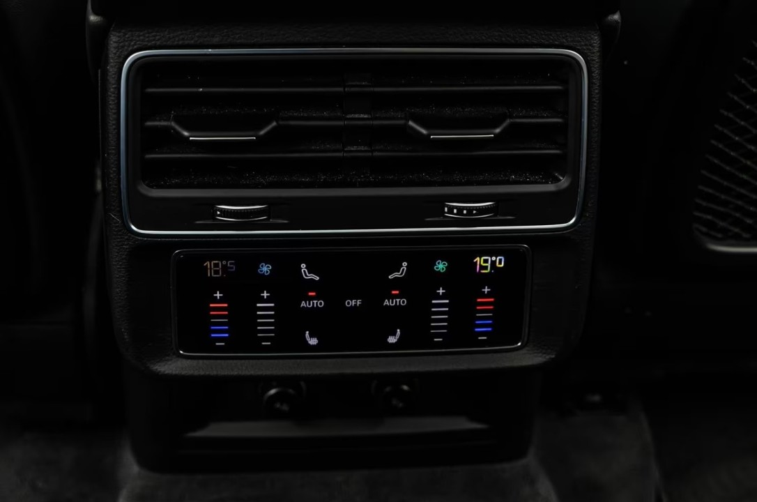 Audi Q7 50TDi Quattro S-line - foto 17