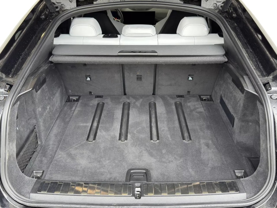 BMW X6 M Competition - foto 7