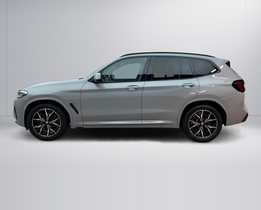 BMW X3 xDrive20i (2)