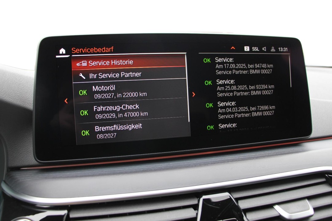 BMW Seria 5 xDrive520d M-Sport - foto 21