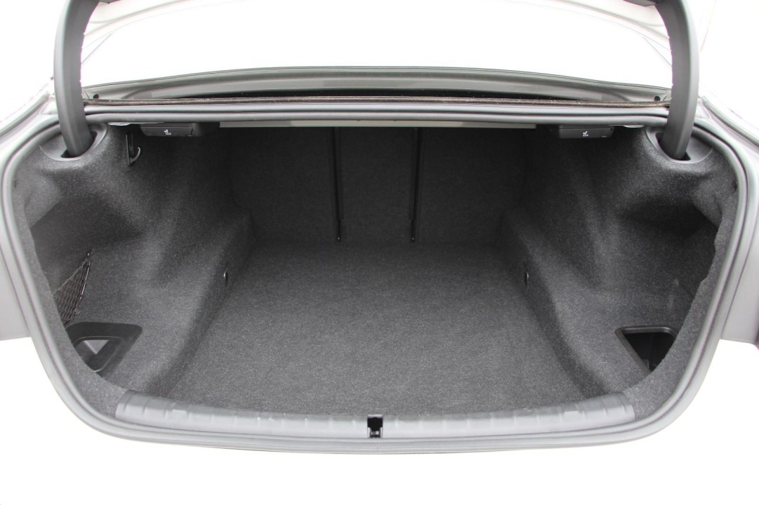 BMW Seria 5 xDrive520d M-Sport - foto 24