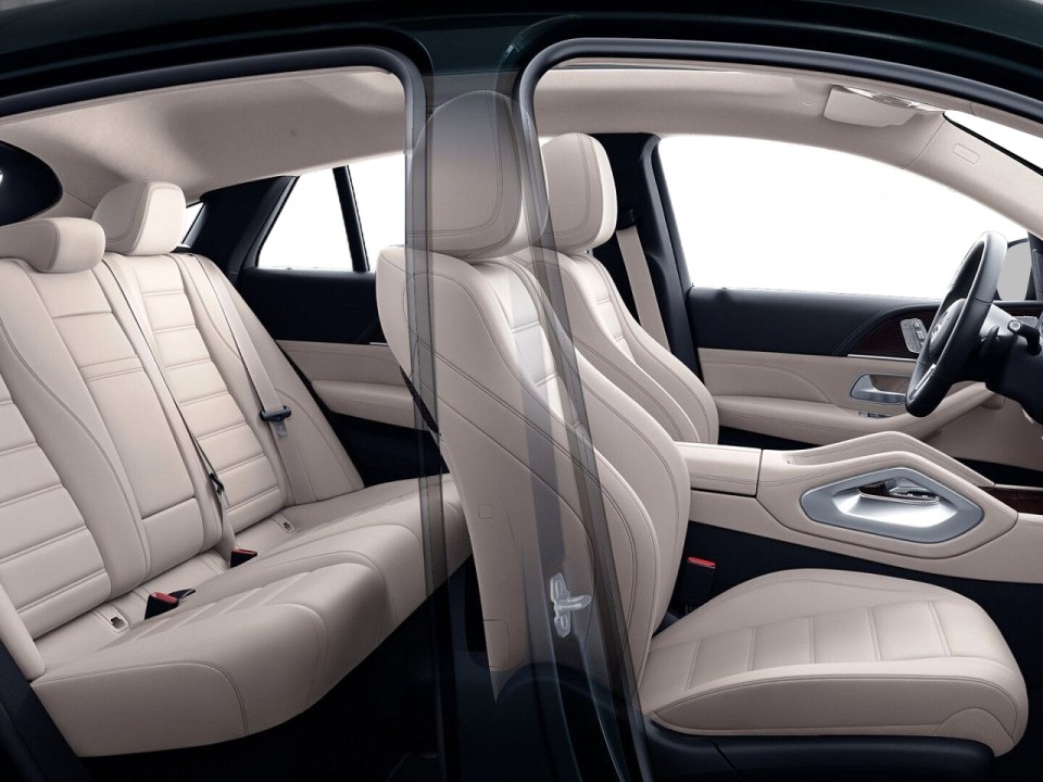 Mercedes-Benz GLE Coupe 350d 4MATIC AMG - foto 12