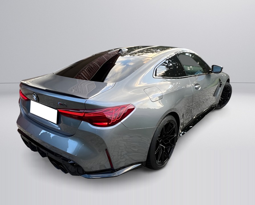 BMW M4 Competition xDrive (2)