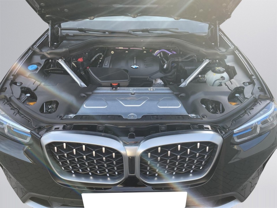 BMW X4 xDrive20d - foto 12