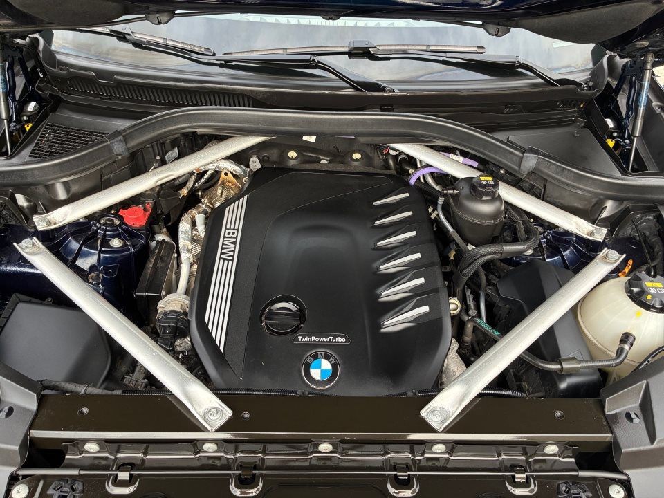 BMW X5 xDrive40d M-Sport - foto 11