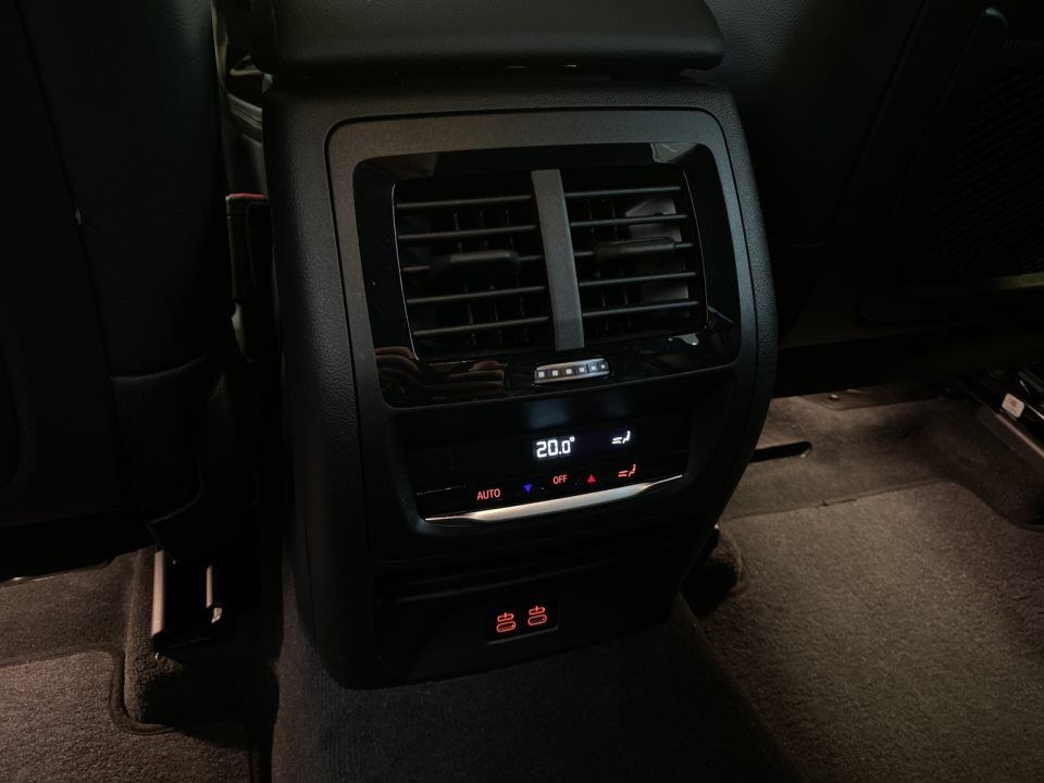 BMW X4 xDrive20d - foto 11