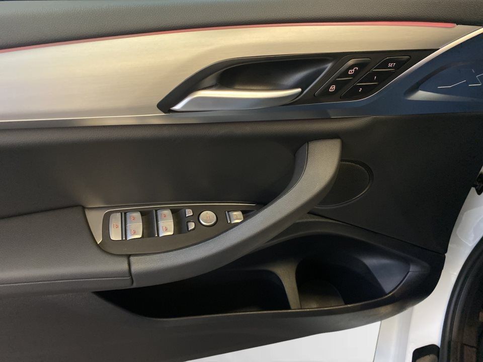 BMW X4 xDrive20d - foto 13