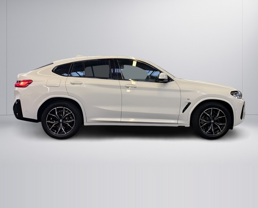 BMW X4 xDrive20d (2)