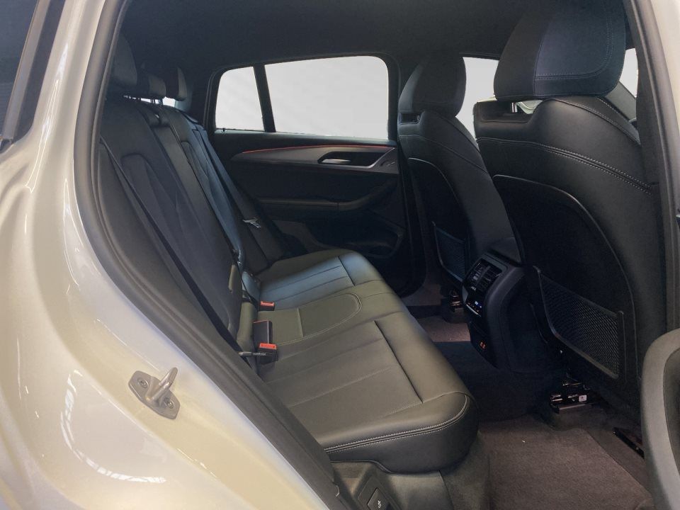 BMW X4 xDrive20d - foto 12