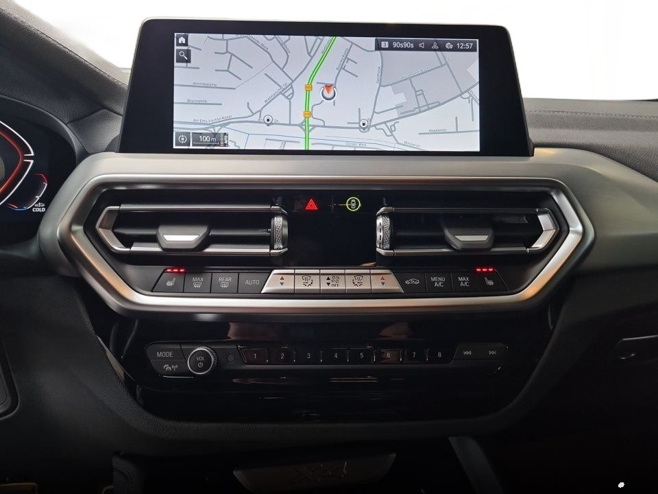 BMW X4 xDrive20d - foto 11