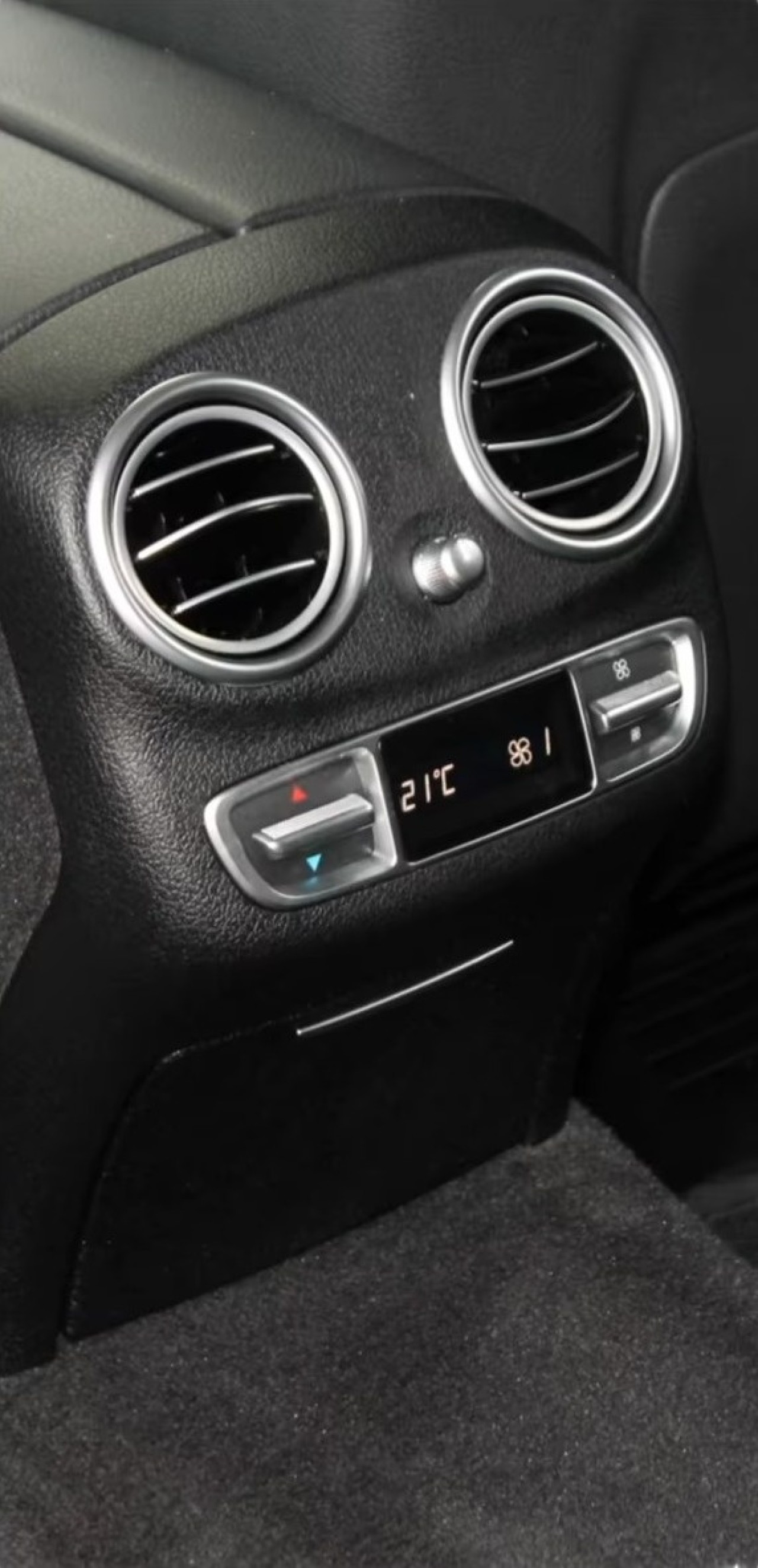 Mercedes-Benz E 300 T-Modell AMG Line - foto 18