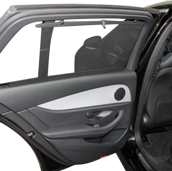 Mercedes-Benz E 300 T-Modell AMG Line - foto 20