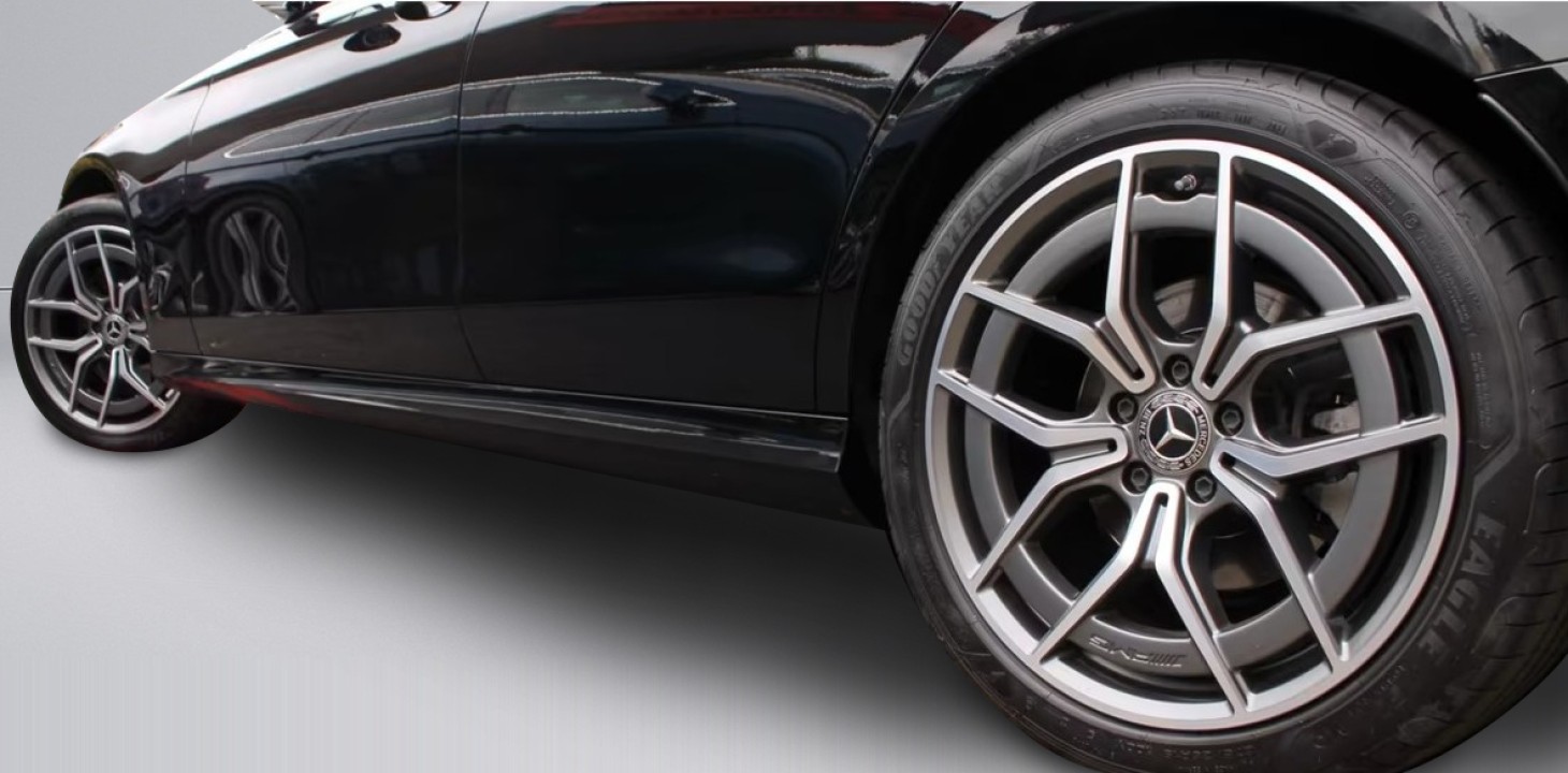 Mercedes-Benz E 300 T-Modell AMG Line - foto 24