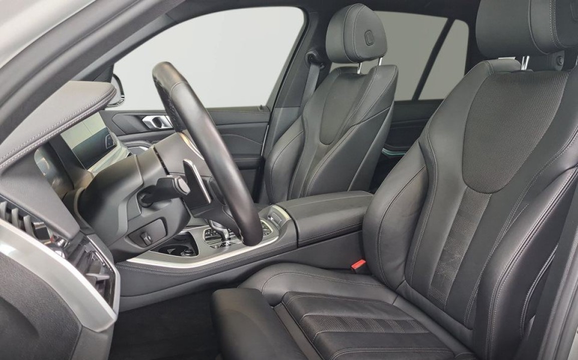 BMW X5 xDrive45e (4)