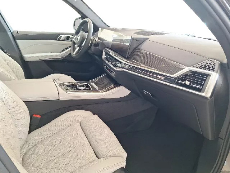BMW X5 xDrive40d - foto 8