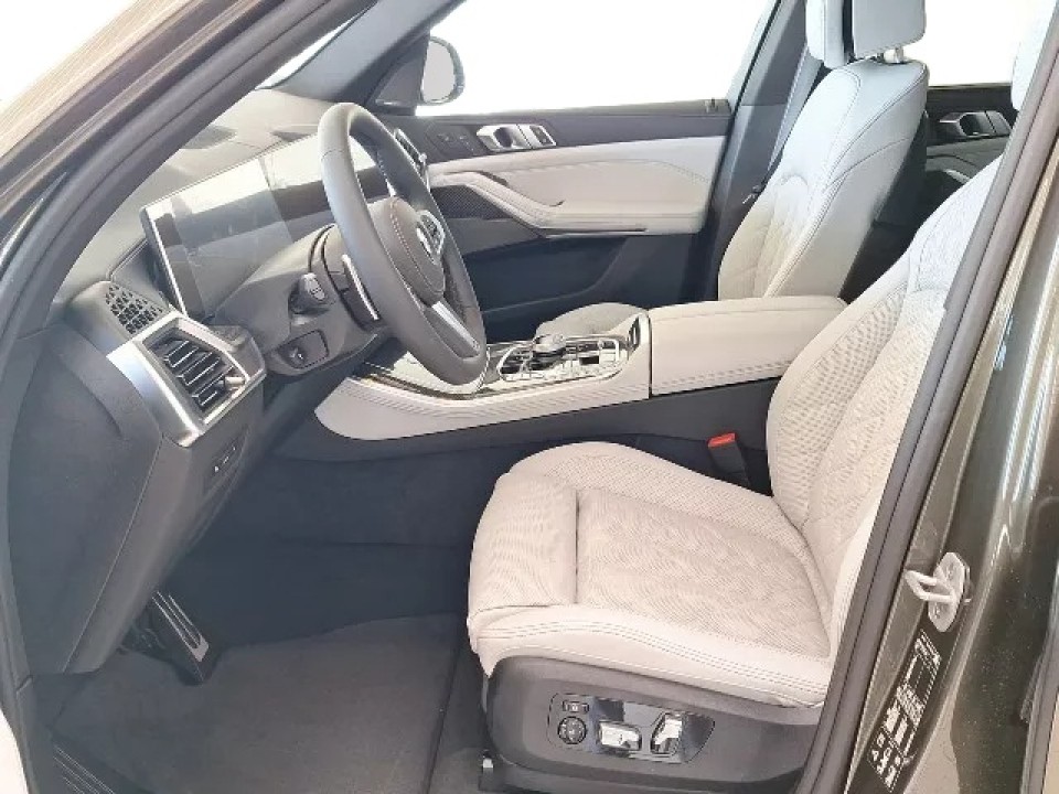 BMW X5 xDrive40d - foto 6
