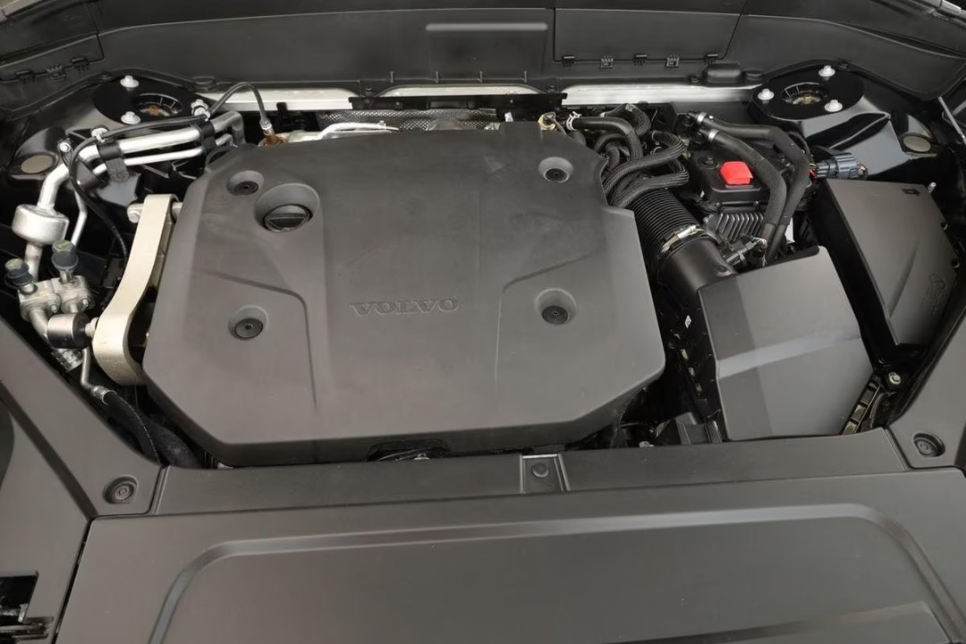 Volvo XC 90 B5 AWD Plus Bright - foto 22