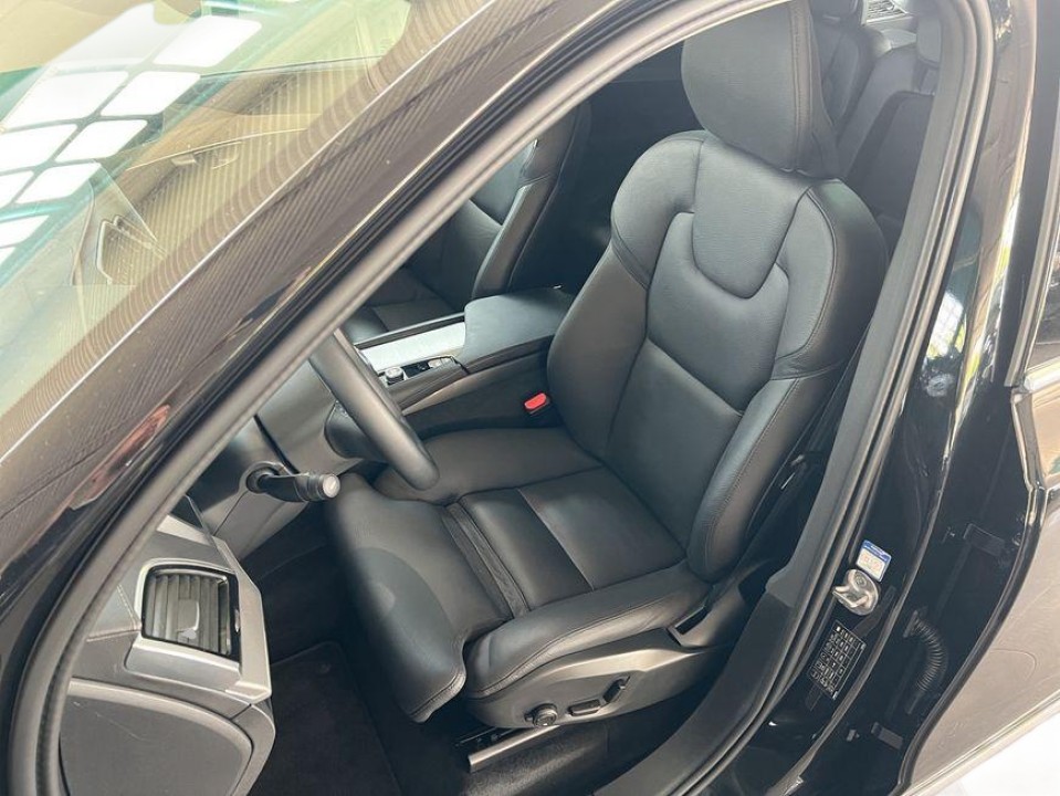 Volvo XC 90 B5 AWD Plus Bright - foto 19